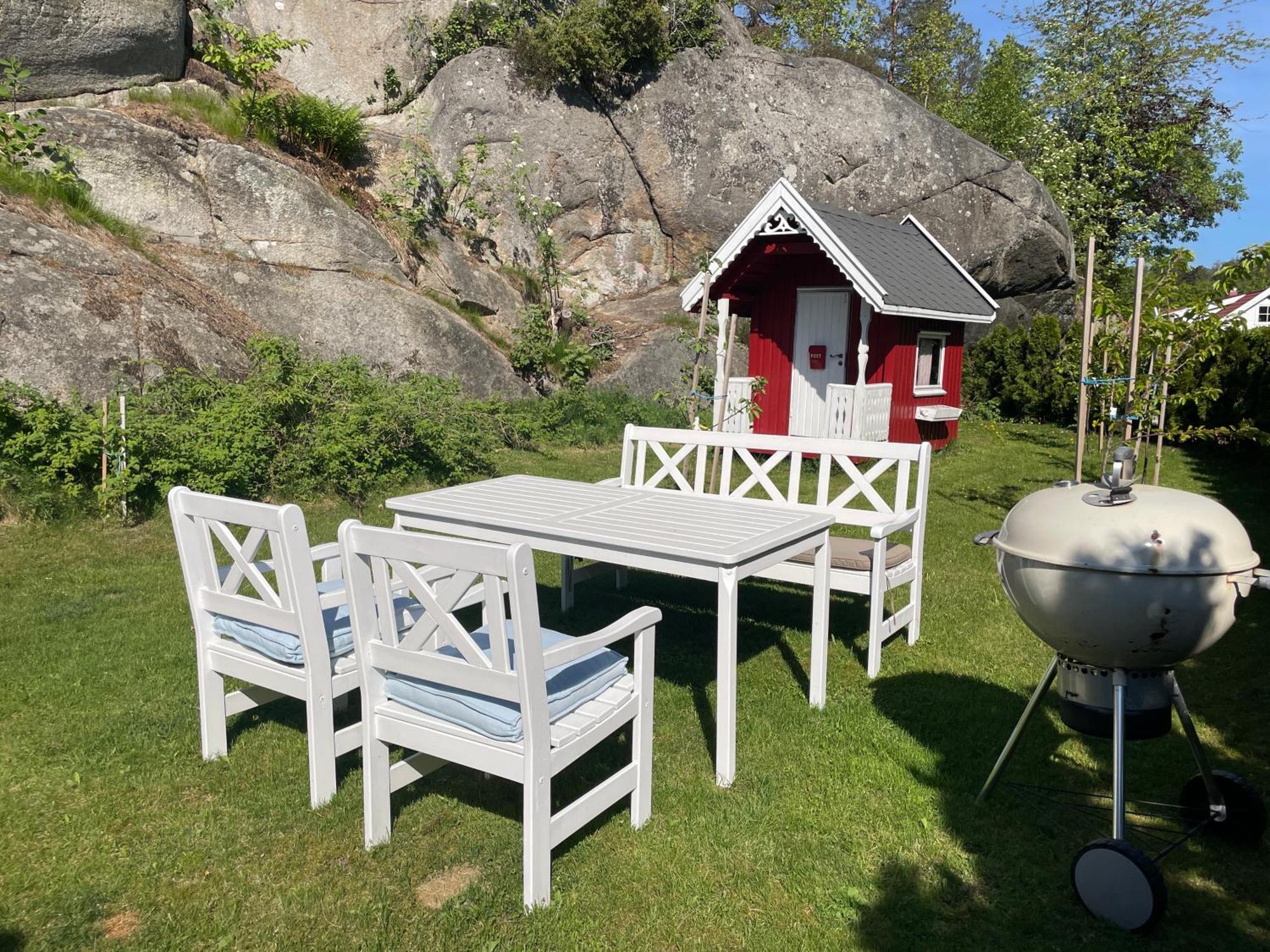 Guesthouse - Near City Center- Parking Available Sandefjord Esterno foto